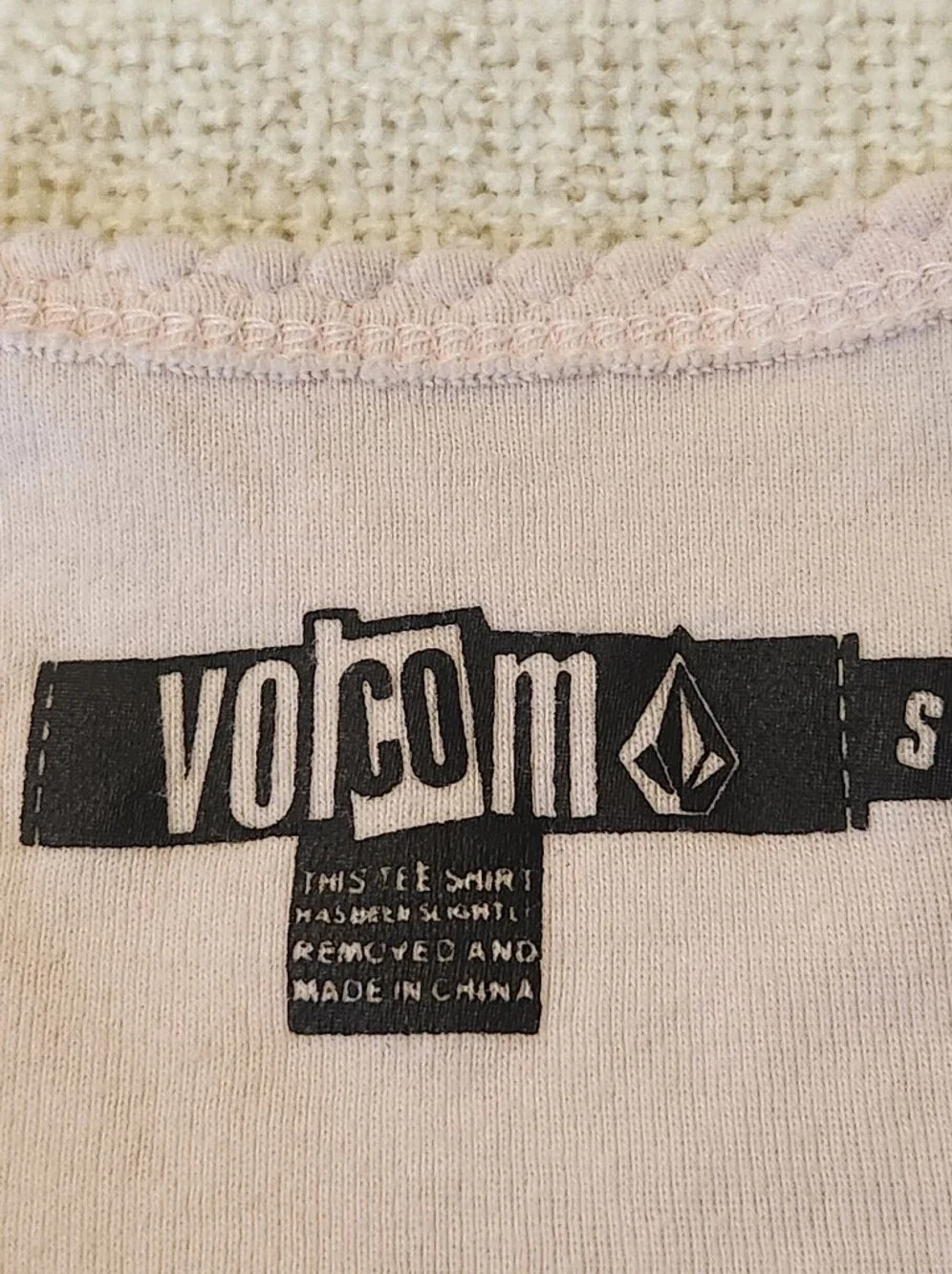 Vintage Volcom Light Pink Graphic Logo Cami - Picture 5 of 8